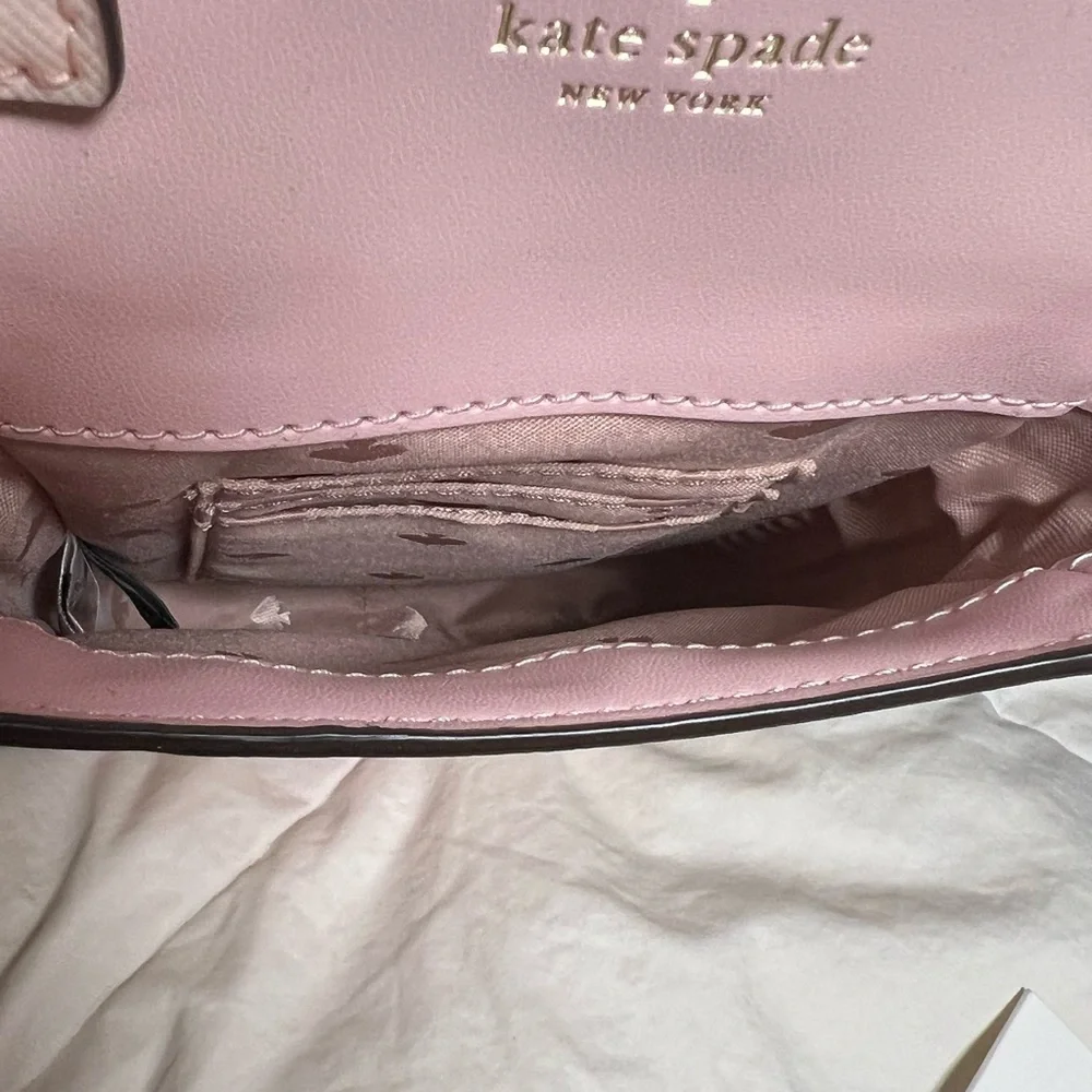 🍓Kate Spade Strawberry Print Phone Crossbody Bag Pink Slim Mini Flap